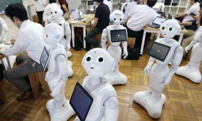 Non, le robot Pepper n’est pas là pour assouvir vos désirs charnels