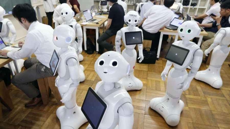 Non, le robot Pepper n’est pas là pour assouvir vos désirs charnels