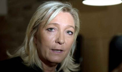 “Prières de rue” comparées à l’Occupation: Marine le Pen renvoyée en correctionnelle