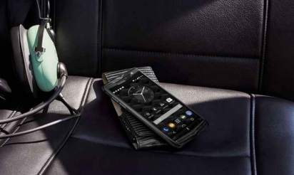 téléphones Vertu vendus au hongkongais Godin Holdings