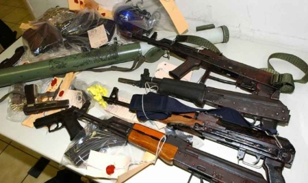 USA : 10 000 armes découvertes chez un particulier
