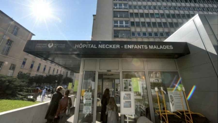 Risque d’attaque chimique : des combinaisons de protection volées à l’hôpital Necker à Paris