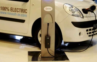 Renault va livrer 240 voitures électriques à la poste norvégienne