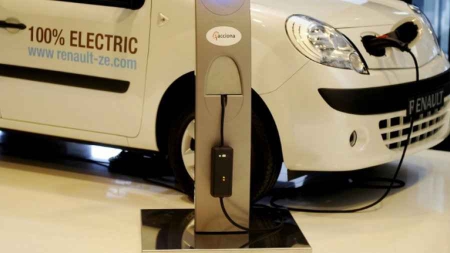 Renault va livrer 240 voitures électriques à la poste norvégienne
