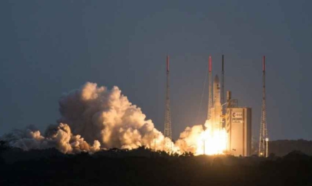 Ariane 5 lance, mardi, deux satellites de télécommunications