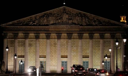 Budget 2016: les députés renforcent la priorité à l’emploi des jeunes