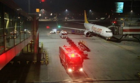 Turquie: une femme tuée par une explosion dans un aéroport d’Istanbul