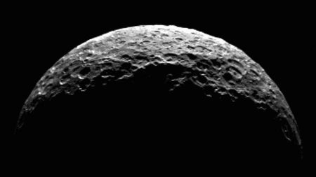 Le mystère des lumières de la planète naine Cérès résolu ?