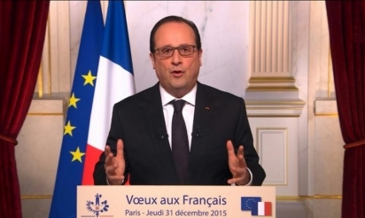 Hollande : Françaises, Français, je suis fier de vous face aux attaques terroristes
