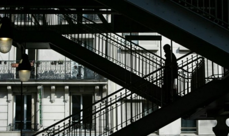 Immigrés: intégration à sens unique et discriminations multiples