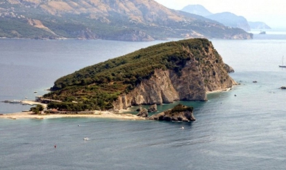 Monténégro : un ex-camp de concentration bientôt hôtel de luxe ?