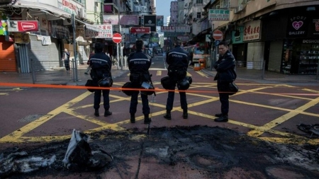 Hong Kong : un mouvement d’opposition à Pékin se résout à utiliser la violence