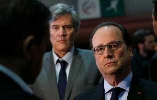 Insultes pour Hollande et heurts au Salon de l'Agriculture