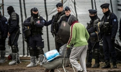 Calais : la moitié de la Jungle sera rasée