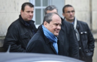 2017: Cambadélis (PS) pour une primaire en décembre ou en janvier 2017, tout est ouvert pour Hollande