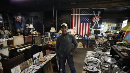 Des poubelles de New York, Nelson Molina en a fait des trésors