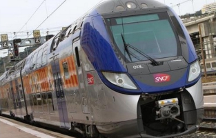 Nice : la contrôleuse fume dans le TER, les passagers se rebellent
