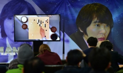Jeu de go: Le champion du monde de nouveau battu par l’ordinateur de Google