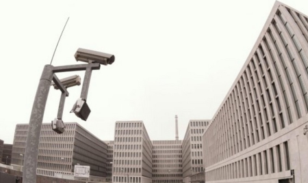 Allemagne: huit ans de prison pour un agent triple en quête d’aventure