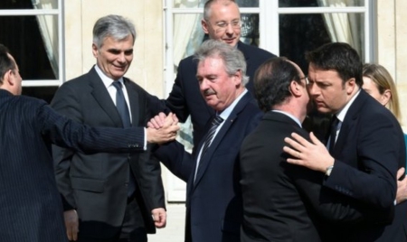 Réfugiés: Hollande ne veut faire aucune concession à la Turquie