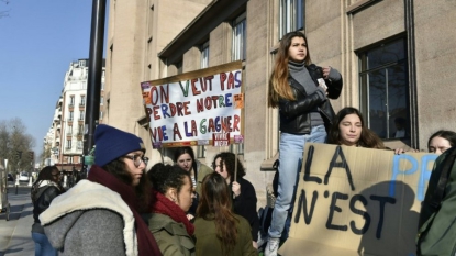 Les jeunes redescendent dans la rue contre la loi travail
