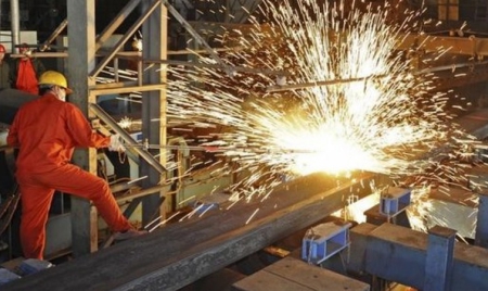 Chine: l’activité manufacturière au plus bas depuis 4 ans