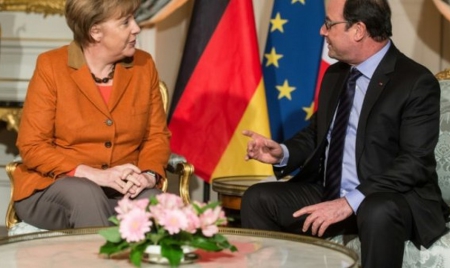 Migrants: Hollande reçoit Merkel avant un sommet crucial UE-Turquie