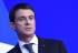 Manuel Valls blague face à des ouvriers sur la précarité de son poste