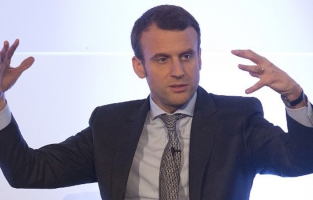 2017 : une candidature de Macron porterait la gauche au 2e tour 
