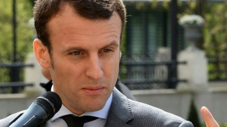La gauche aujourd’hui ne me satisfait pas, explique Emmanuel Macron