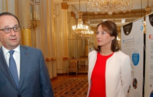 Conférence environnementale : EDF devra proposer la fermeture de certaines centrales après 2018 pour François Hollande 