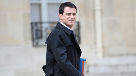 Valls à Mantes-la-Jolie pour présenter les priorités du plan pauvreté