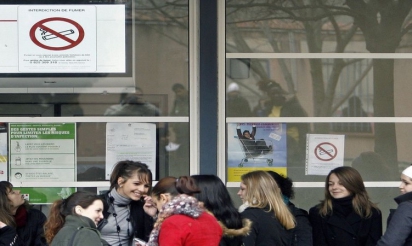 Tabac et lycée: les proviseurs jugent surréalistes les propos de la ministre