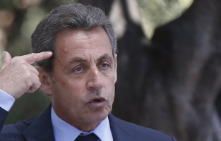 Nuit debout : des gens qui n'ont rien dans le cerveau pour Sarkozy 