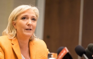 Paradis fiscaux: un proche de Mme Le Pen prend les devants sur d'éventuelles révélations