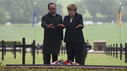 Verdun: Hollande et Merkel commémorent le centenaire