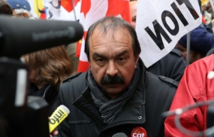 Martinez: Hollande et Valls utilisent les mêmes méthodes que Sarkozy pour casser les grèves 