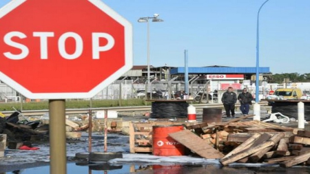 Carburants: le conflit se durcit