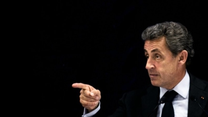 Sarkozy veut refonder l’Europe et lance des piques
