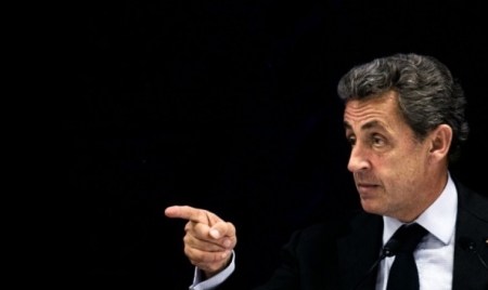 Sarkozy veut refonder l’Europe et lance des piques