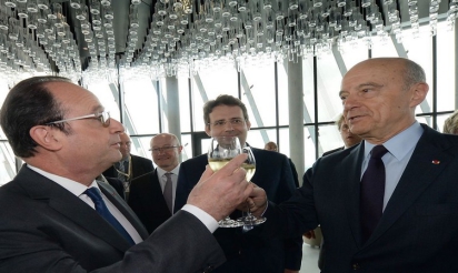 François Hollande, sur les terres d’Alain Juppé, inaugure la Cité du vin