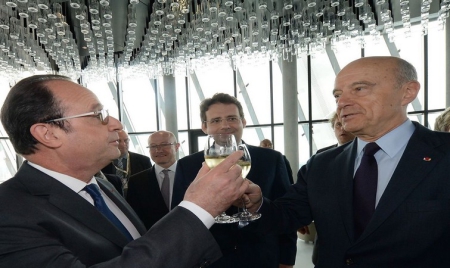 François Hollande, sur les terres d’Alain Juppé, inaugure la Cité du vin