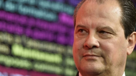 Loi Travail: Cambadélis appelle partis et syndicats à condamner la violence