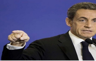 sarkozy propose-daugmenter les depenses militaires de 32 milliards deuros