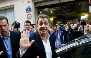 Sarkozy dénonce a pagaille en France et la lâcheté de l'exécutif