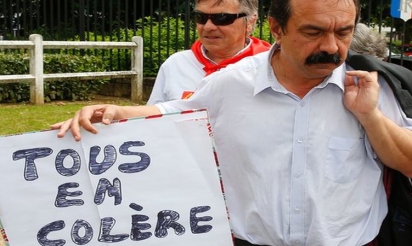 Grève: Valls et Hollande montent au créneau pour sauver l’Euro-2016