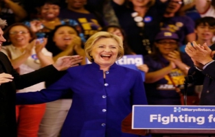 Primaires américaines: Clinton donnée gagnante 