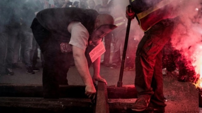 Loi travail: la guerre des nerfs continue à huit jours de l’Euro