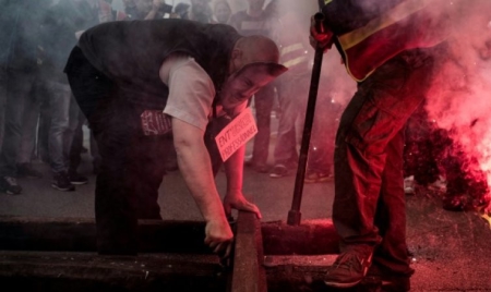 Loi travail: la guerre des nerfs continue à huit jours de l’Euro