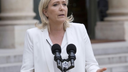 Marine Le Pen compare l’UE à l’URSS,morte de ses propres contradictions